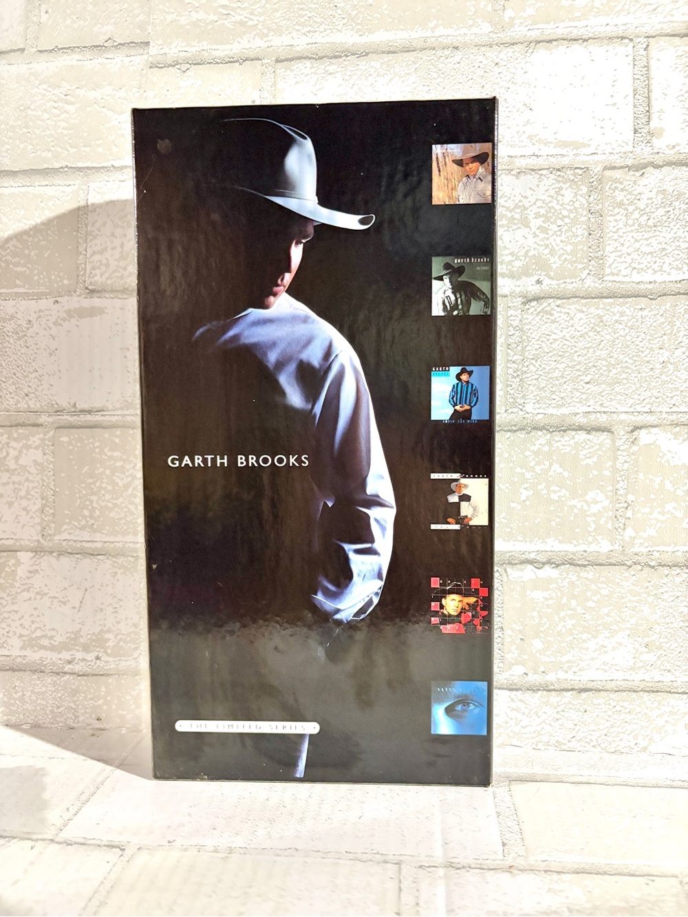 Garth Brooks The Limited Series CD Collectible Box Set 6 Discs 1998 Release
